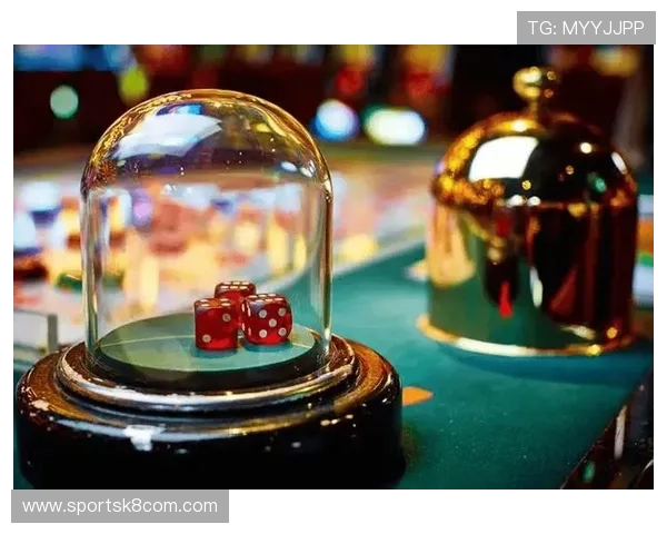 澳门赌场扑克牌玩法详解:掌握技巧提升你的赢钱几率 澳门赌场扑克牌玩法详解:掌握技巧提升你的赢钱几率